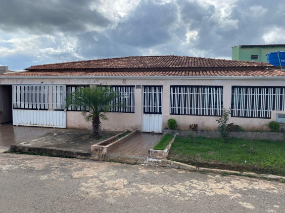 Casa com 4 Quartos à Venda, 231 m² em Setor Tradicional (planaltina) - Brasília