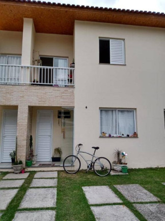 Sobrado com 2 Quartos à Venda, 68 m² em Vila Areao - Taubaté