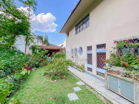 Imagem Casa com 3 Quartos à Venda, 146 m² em Vale Do Paraíso - Teresópolis Imagem Casa com 3 Quartos à Venda, 146 m² em Vale Do Paraíso - Teresópolis