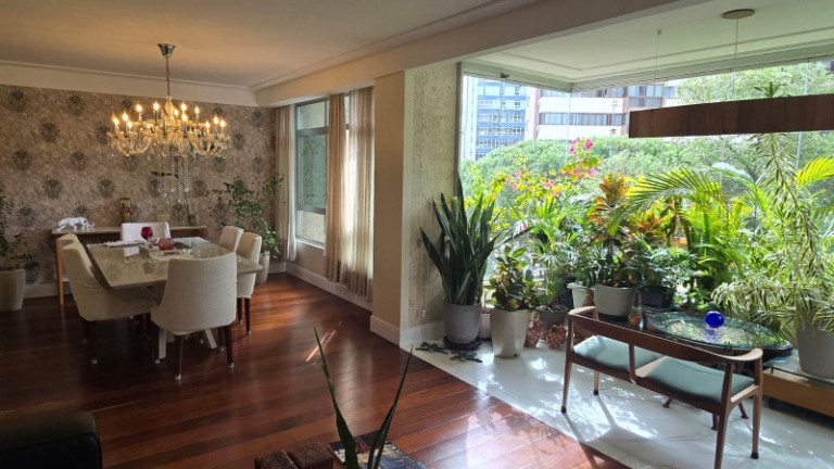 Imóvel com 4 Quartos à Venda, 190 m² em Graça - Salvador
