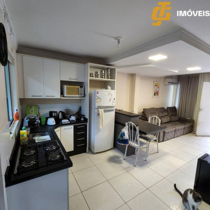 Imagem Sobrado com 2 Quartos à Venda, 82 m² em Centro - Camboriú