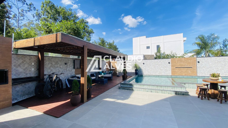 Imagem Casa de Condomínio com 4 Quartos à Venda, 490 m² em Parque Ipê - Feira De Santana