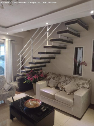 Imagem Sobrado com 3 Quartos à Venda, 229 m² em Santa Paula - São Caetano Do Sul