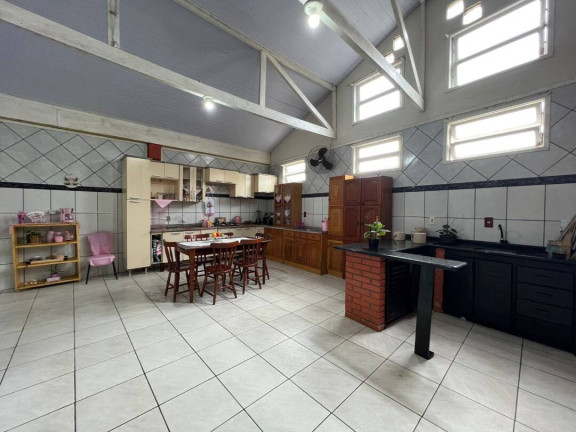 Imagem Casa com 3 Quartos à Venda, 180 m² em Centro - Balneário Barra Do Sul