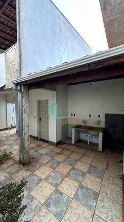 Imagem Casa com 5 Quartos para Alugar, em Centro - Franca Imagem Casa com 5 Quartos para Alugar, em Centro - Franca