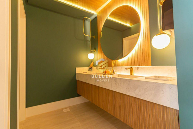 Imagem Apartamento com 3 Quartos à Venda, 140 m² em Meia Praia - Itapema