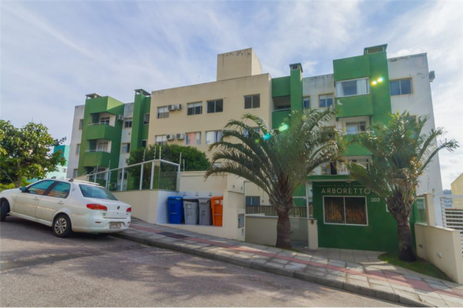 Imóvel com 2 Quartos à Venda,  em Forquilhinha - São José