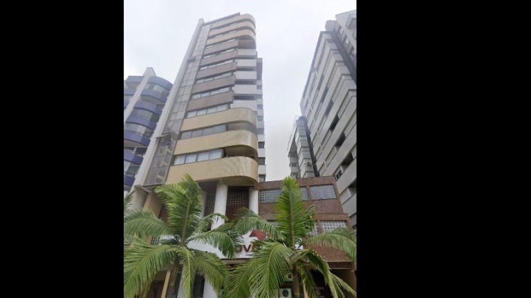Imóvel à Venda, 305 m² em Centro - Torres