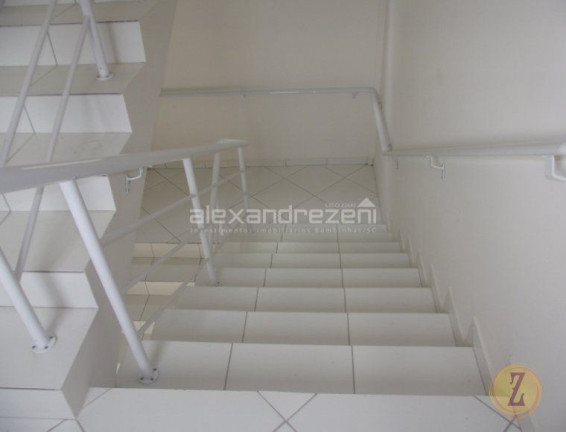Imagem Apartamento com 2 Quartos para Temporada, 75 m² em Bombas - Bombinhas Imagem Apartamento com 2 Quartos para Temporada, 75 m² em Bombas - Bombinhas