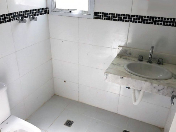 Imagem Sobrado com 2 Quartos à Venda,  em Parque Dom Henrique - Cotia