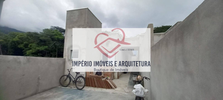 Imagem Casa com 2 Quartos à Venda, 135 m² em Caraguatatuba Imagem Casa com 2 Quartos à Venda, 135 m² em Caraguatatuba