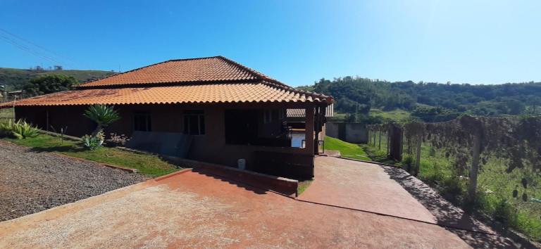 Chácara com 3 Quartos à Venda, 1.000 m² em área Rural De Londrina - Londrina