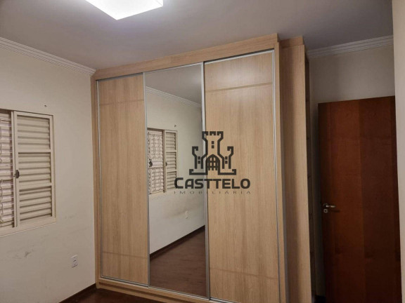 Imagem Casa com 4 Quartos à Venda, 190 m² em Residencial Havana - Londrina