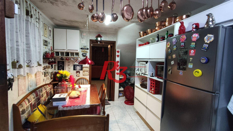 Imagem Sobrado com 4 Quartos à Venda, 180 m² em Boqueirão - Santos