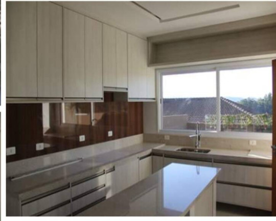 Imagem Casa com 4 Quartos à Venda, 253 m² em Alphaville - Santana De Parnaíba Imagem Casa com 4 Quartos à Venda, 253 m² em Alphaville - Santana De Parnaíba