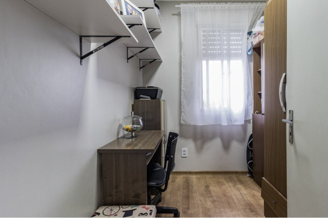 Imagem Apartamento com 3 Quartos à Venda, 51 m² em Sarandi - Porto Alegre