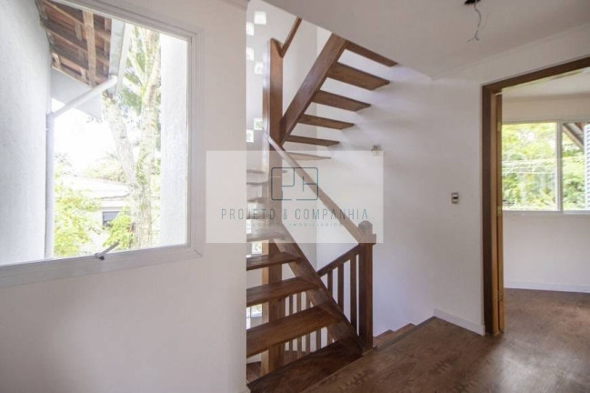 Imagem Sobrado com 3 Quartos à Venda, 247 m² em Jardim Petropolis - São Paulo Imagem Sobrado com 3 Quartos à Venda, 247 m² em Jardim Petropolis - São Paulo
