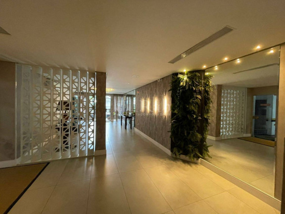 Imagem Apartamento com 3 Quartos à Venda, 110 m² em Centro - Balneário Camboriú Imagem Apartamento com 3 Quartos à Venda, 110 m² em Centro - Balneário Camboriú