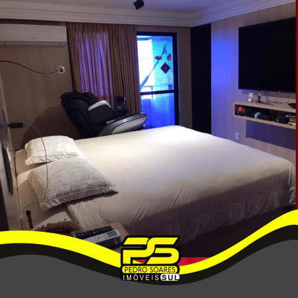 Imagem Apartamento com 4 Quartos à Venda, 190 m² em Cabo Branco - João Pessoa