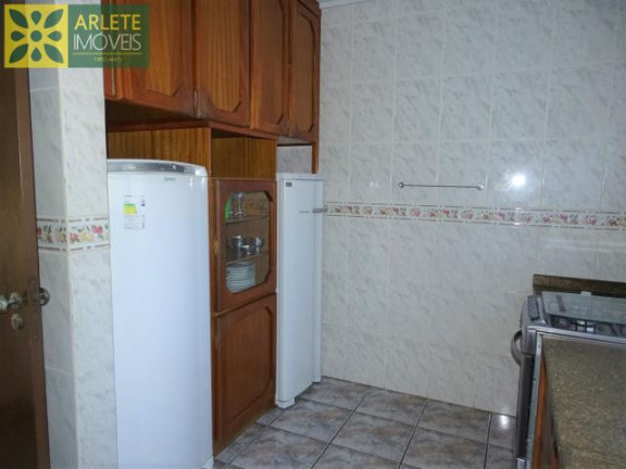 Imagem Apartamento com 4 Quartos para Alugar ou Temporada, 300 m² em Centro - Bombinhas Imagem Apartamento com 4 Quartos para Alugar ou Temporada, 300 m² em Centro - Bombinhas