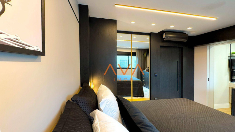Imagem Apartamento com 1 Quarto à Venda, 50 m² em Jurerê - Florianópolis