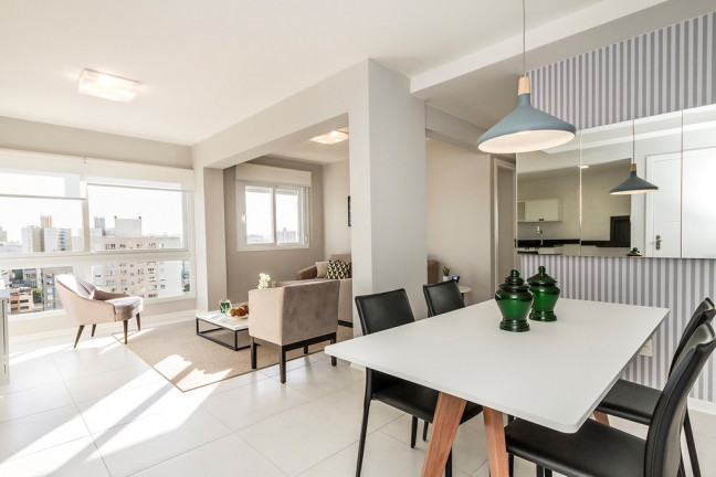 Imagem Apartamento com 3 Quartos à Venda, 76 m² em Menino Deus - Porto Alegre