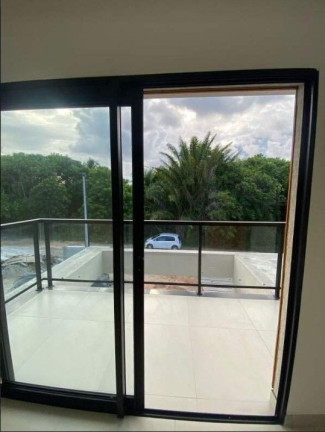 Imagem Casa com 4 Quartos à Venda, 242 m² em Guarajuba - Camaçari