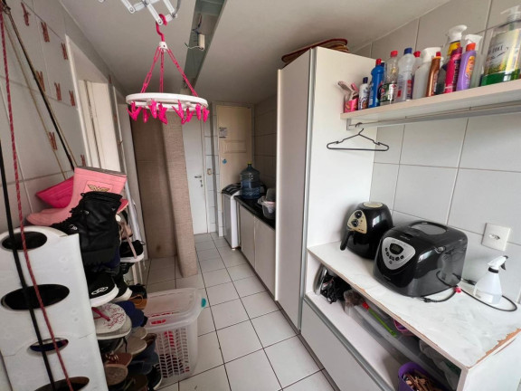 Imagem Apartamento com 4 Quartos à Venda, 230 m² em Caxanga - Recife