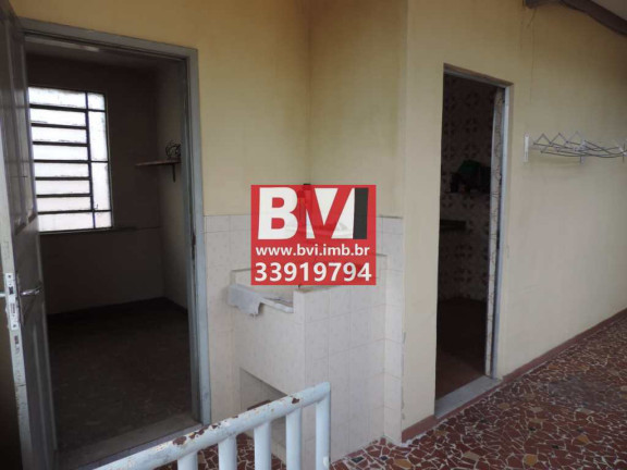 Imagem Casa com 7 Quartos à Venda, 300 m² em Vista Alegre - Rio De Janeiro