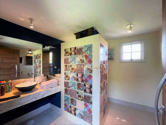 Imagem Casa com 4 Quartos à Venda, 2 m² em Granja Viana - Cotia Imagem Casa com 4 Quartos à Venda, 2 m² em Granja Viana - Cotia