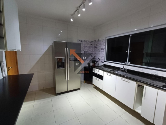 Imagem Casa com 3 Quartos à Venda, 220 m² em Vila Gumercindo - São Paulo Imagem Casa com 3 Quartos à Venda, 220 m² em Vila Gumercindo - São Paulo