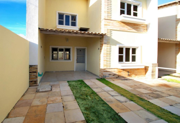 Casa com 4 Quartos à Venda, 150 m² em Sapiranga - Fortaleza