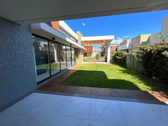 Imagem Casa de Condomínio com 5 Quartos à Venda, 230 m² em Atlantida - Xangri-la