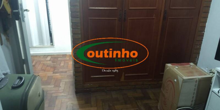 Imagem Apartamento com 4 Quartos à Venda, 120 m² em Vila Isabel - Rio De Janeiro Imagem Apartamento com 4 Quartos à Venda, 120 m² em Vila Isabel - Rio De Janeiro
