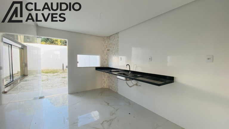 Imagem Casa com 3 Quartos à Venda, 173 m² em Sim - Feira De Santana