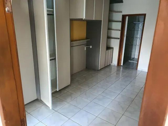 Imagem Casa com 2 Quartos à Venda, 115 m² em Jardim Alemanha - Londrina