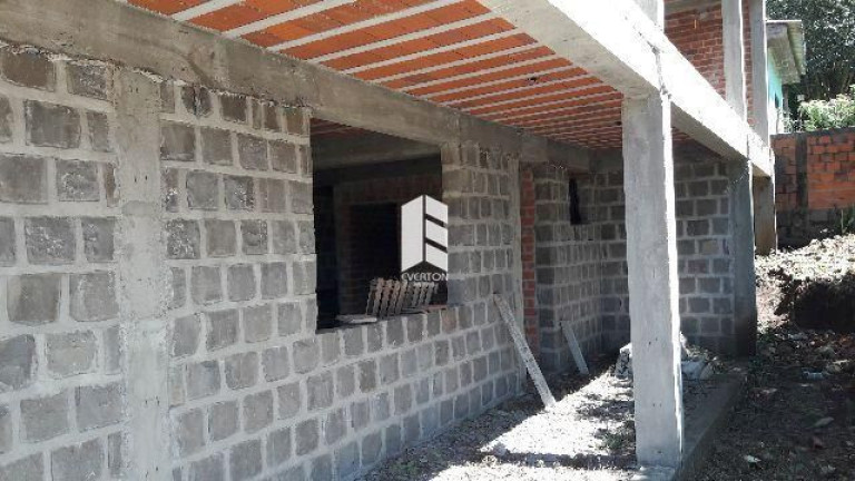 Imagem Casa com 3 Quartos à Venda, 560 m² em Parque Serrano I - Itaara