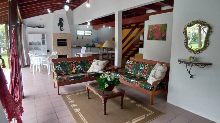Imagem Casa com 4 Quartos à Venda, 110 m² em Centro - Garopaba Imagem Casa com 4 Quartos à Venda, 110 m² em Centro - Garopaba
