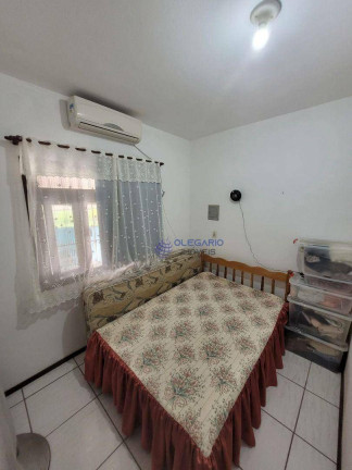 Imagem Casa com 5 Quartos à Venda, 170 m² em Centro - Penha