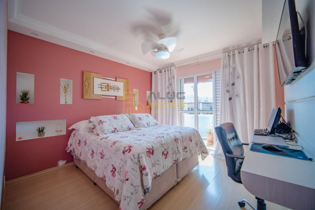 Casa com 3 Quartos à Venda, 168 m² em Vila Menck - Osasco