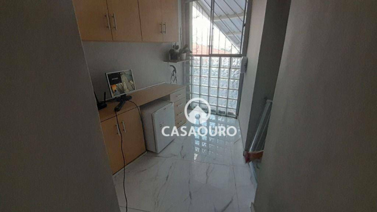 Imagem Casa com 4 Quartos à Venda, 300 m² em Floresta - Belo Horizonte Imagem Casa com 4 Quartos à Venda, 300 m² em Floresta - Belo Horizonte