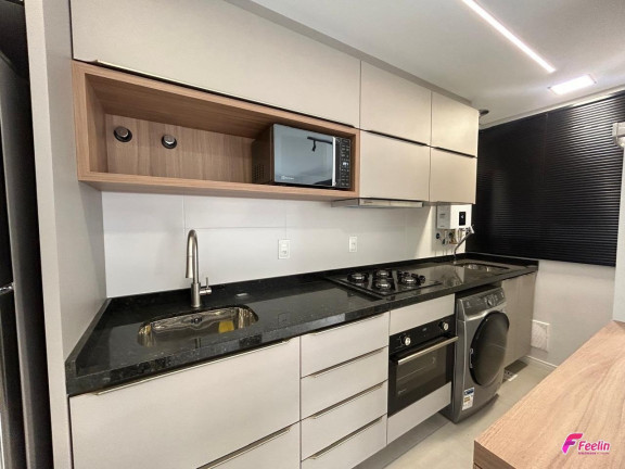 Imagem Apartamento com 1 Quarto à Venda, 28 m² em Centro - Florianópolis