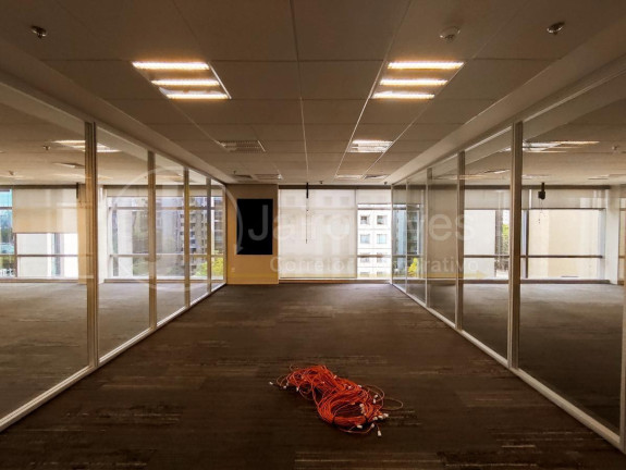 Imagem Imóvel Comercial para Alugar, 371 m² em Cidade Monções - São Paulo