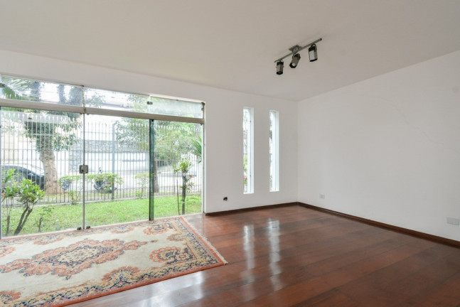 Casa com 4 Quartos à Venda, 331 m² em Planalto Paulista - São Paulo
