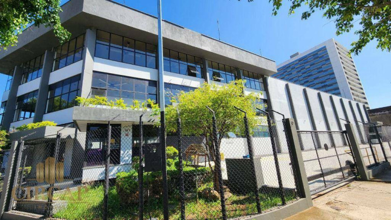 Galpão à Venda, 3.647 m² em Parque Industrial Tomas Edson - São Paulo