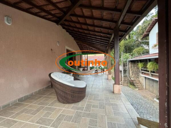 Imagem Casa com 3 Quartos à Venda, 146 m² em Alto - Teresópolis
