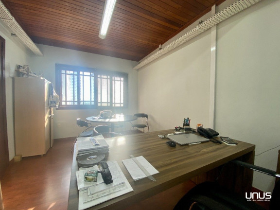 Imagem Casa com 5 Quartos à Venda, 320 m² em Barreiros - São José Imagem Casa com 5 Quartos à Venda, 320 m² em Barreiros - São José