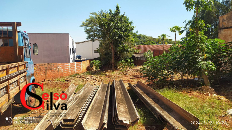 Imagem Terreno à Venda, 450 m² em Zona 07 - Maringá Imagem Terreno à Venda, 450 m² em Zona 07 - Maringá