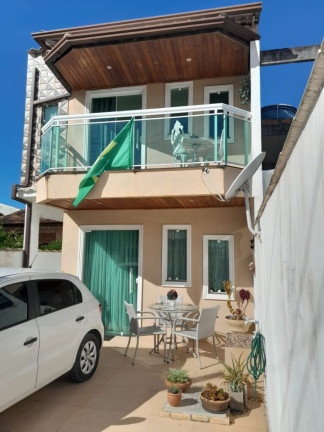 Imagem Casa de Condomínio com 4 Quartos à Venda, 250 m² em Unamar - Cabo Frio