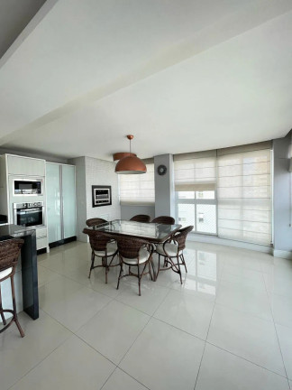 Imagem Apartamento com 3 Quartos à Venda, 134 m² em Centro - Balneário Camboriú Imagem Apartamento com 3 Quartos à Venda, 134 m² em Centro - Balneário Camboriú